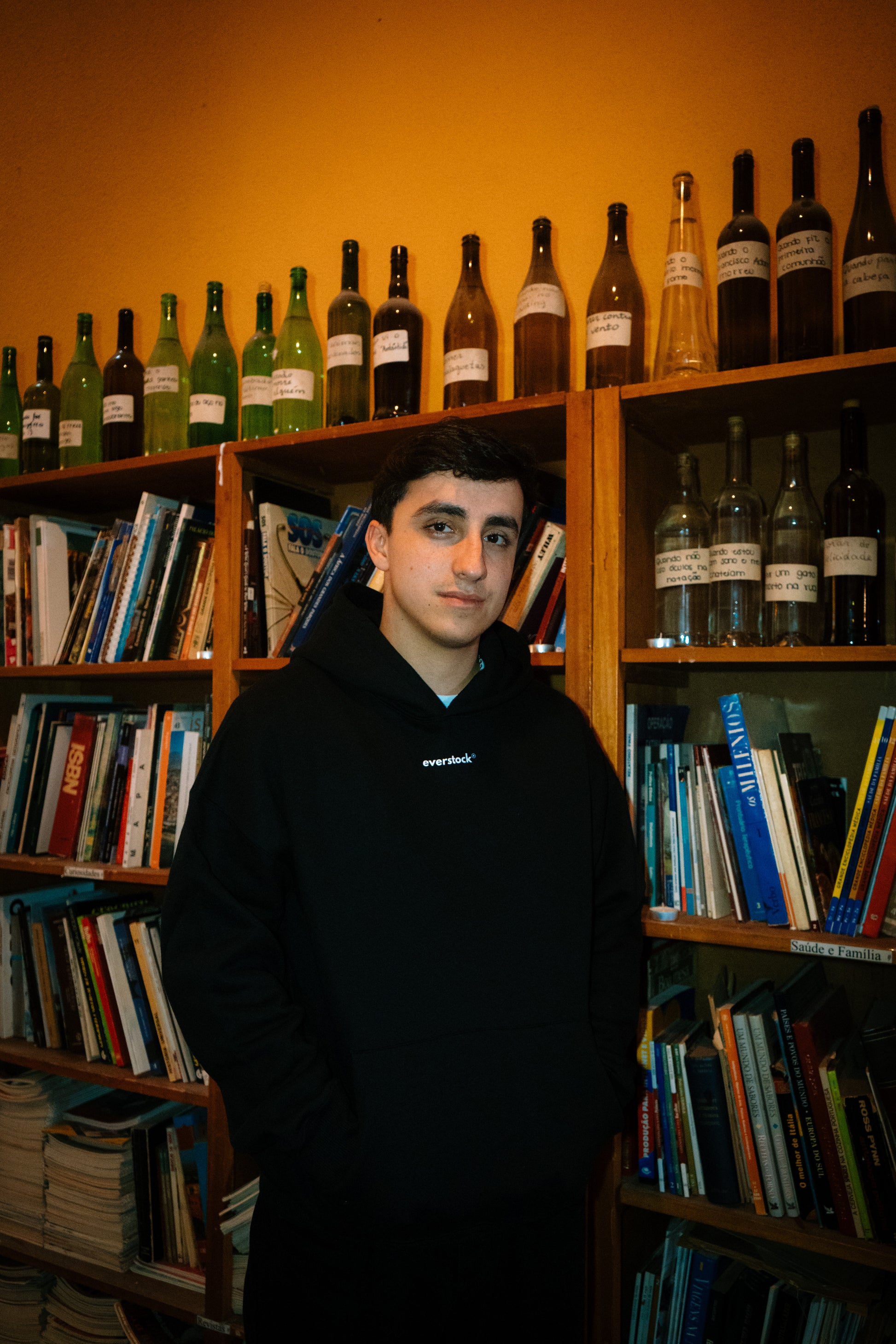 NEW ERA HOODIE BLACK